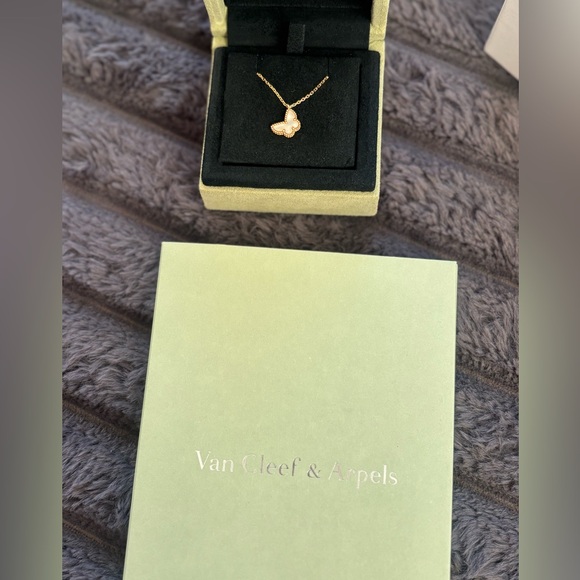 Van Cleef & Arpels Gold and Mother of Pearl White Butterfly Necklace - Picture 2 of 3